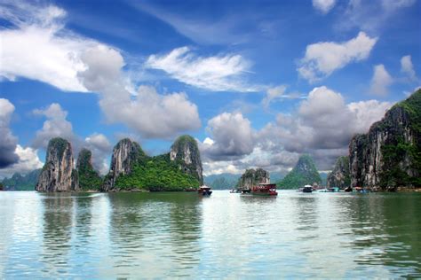 Hạ Long Bay