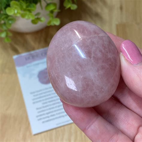 Healing Properties of Rose Quartz – Moon Pebbles