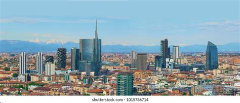 20,481 Milan Italy Skyline Images, Stock Photos, and Vectors | Shutterstock