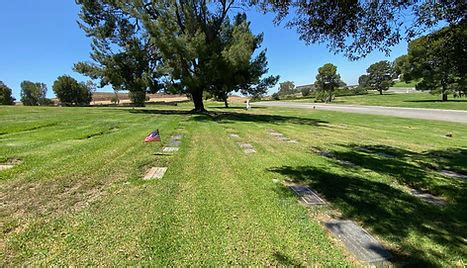 Forest Lawn Covina Hills | Cemetery Plot | Golden Cemetery Brokers