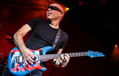 Joe Satriani | Joe satriani, Guitar, Guitarist