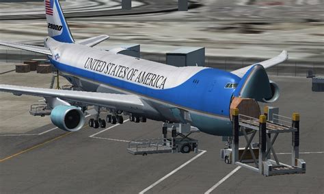 fs-telechargement: FSX Air Force One Boeing 747-8F