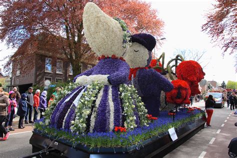 Flower Parade Holland - Tulip Festival Amsterdam