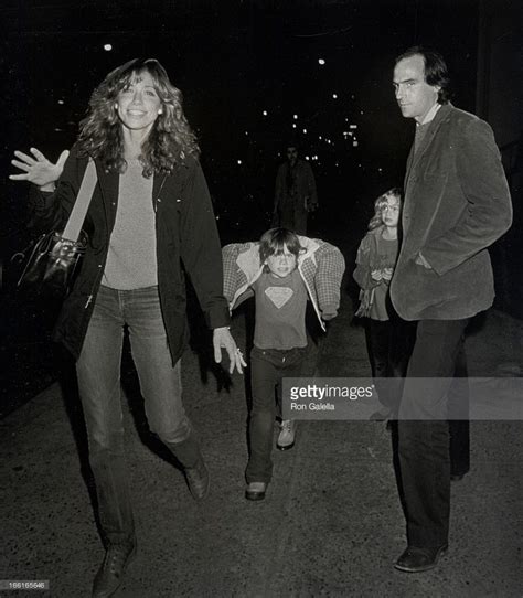 Singers Carly Simon, James Taylor, son Benjamin Taylor and daughter ...