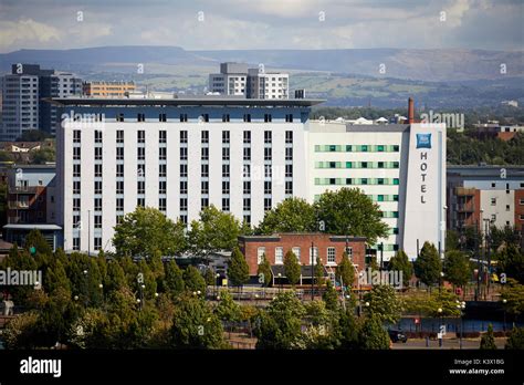 Ibis hotel salford quays hi-res stock photography and images - Alamy