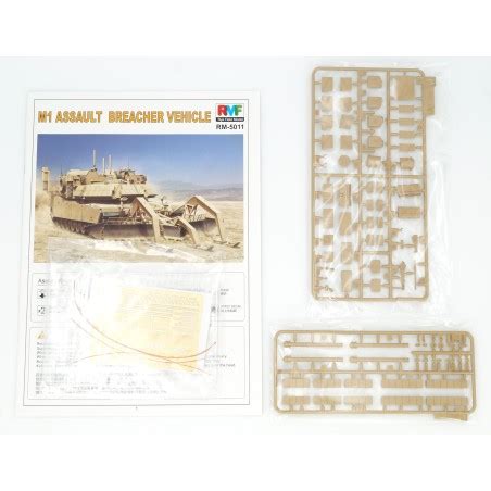 M1 Abrams Assault Breacher Vehicle (ABV) M1150 with Mine Plow - RFM (1/35)