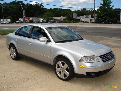 2002 Volkswagen Passat W8 4Motion Sedan Exterior Photos | GTCarLot.com