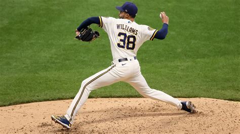 Brewers reliever Devin Williams wins NL Rookie of the Year | FOX6 Milwaukee