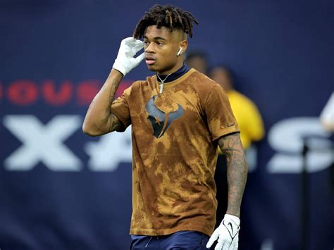 Texans WR Tank Dell 'shot' in Florida as bystander in a mass shooting ...