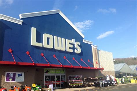 Lowe’s Canada to close 34 stores » strategy