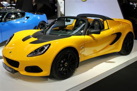 2023 Lotus Elise