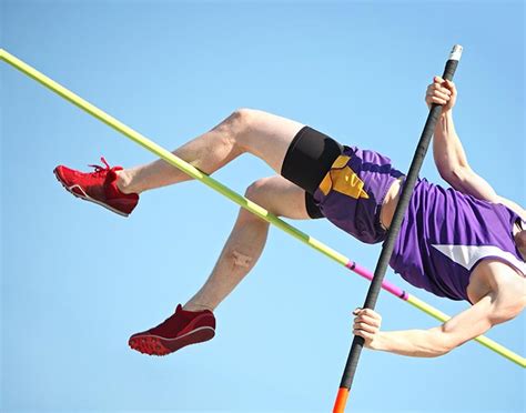 Pole Vault : World Class Pole Vault Competition In Backyards Is Great ...