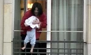 BBC NEWS | Entertainment | Jackson: Baby stunt was 'mistake'