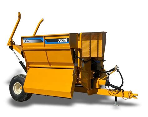 7830 Round Bale Processor with Blower for Sale - Fair Manufacturing