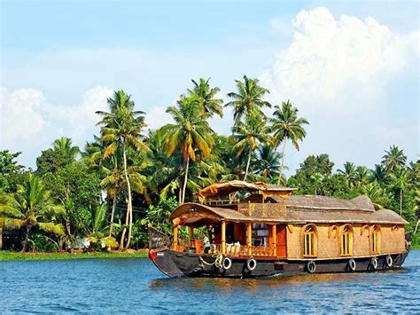 5 Best Places to Visit in Kozhikode | Tourist Attractions in Kozhikode