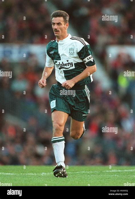 Ian rush liverpool 1995 hi-res stock photography and images - Alamy