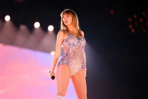 13 Moments From Taylor Swift's Eras Tour That I'm Completely Obsessed With