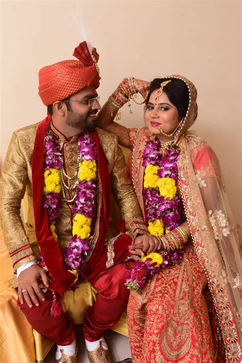 Wedding Day Photography - Poses for Indian Brides & Couples - Let Us Publish