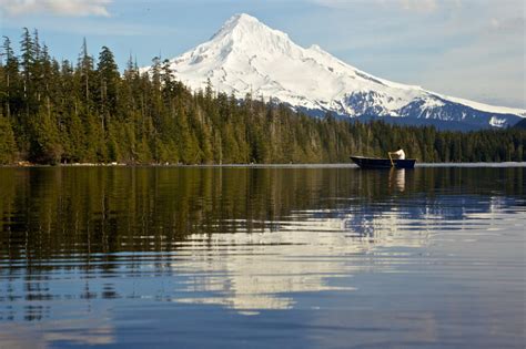 Longtime owners sell Lost Lake Resort near Mount Hood | OregonLive.com