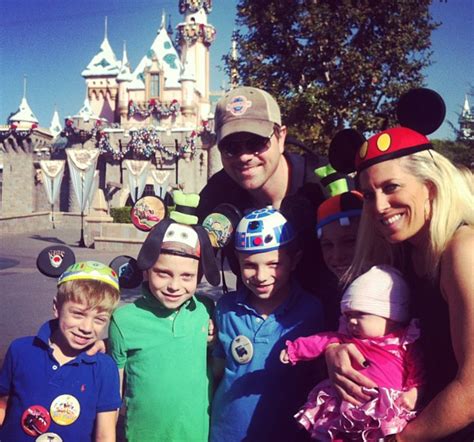 Disneyland Family Vacation Showing Off Our #DISNEYSIDE - Stylish Life ...