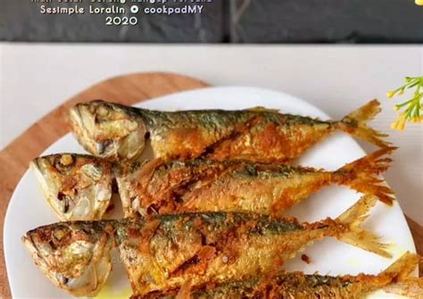 Resipi Ikan Selar Goreng Bercuka oleh Sesimple Loralin - Cookpad