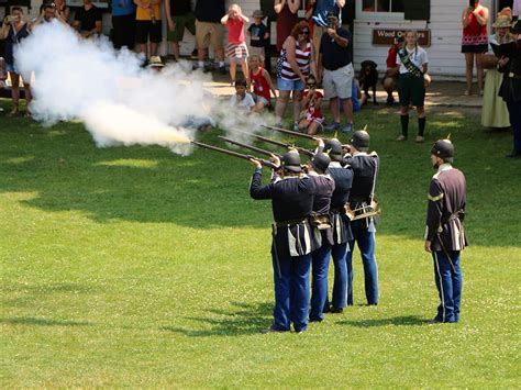 Fort Mackinac (Mackinac Island) | Mackinaw City Chamber of Commerce