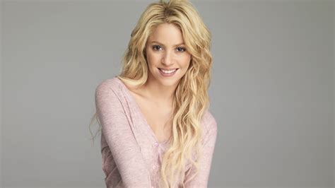 119 Shakira HD Wallpapers | Background Images - Wallpaper Abyss