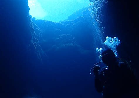 The Underwater World of Miyakojima Island, Japan • Scuba Diver Life