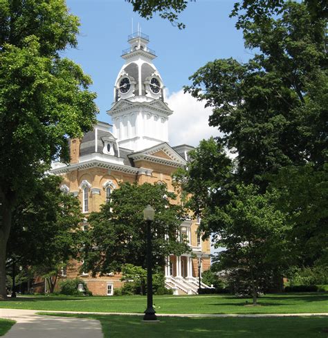 One Michigan college president brings in nearly $1 million in ...