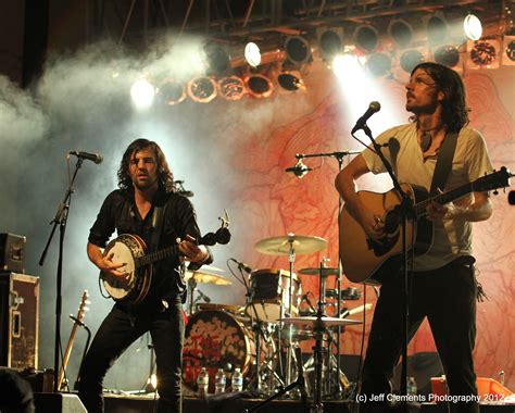 The Avett Brothers jamming in Virginia. | Avett brothers, Brother, Live concert