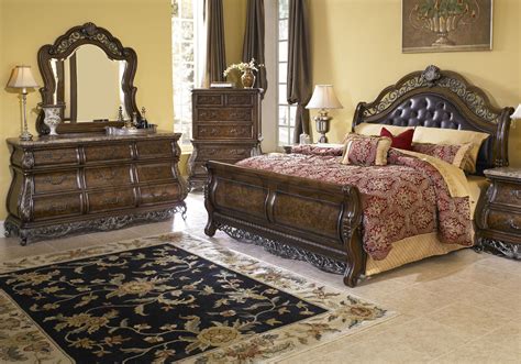 sleigh bed decorating ideas - Google Search | Bedroom sets queen, Queen bedroom, Bedroom set