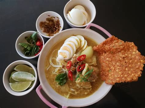 My Foodies: Mohinga, Burmese Fish Soup Noodle