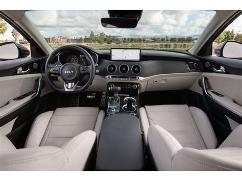 2023 Kia Stinger: 162 Interior Photos | U.S. News