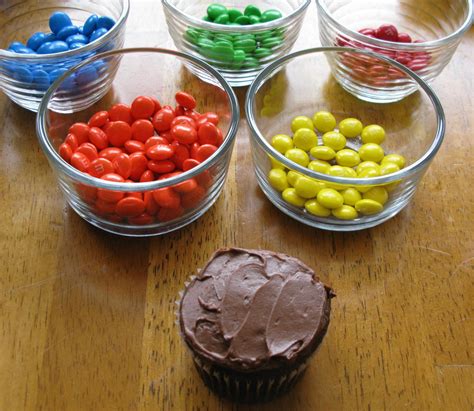 Chocolate Rainbow M&M Cupcakes | Super Sweet Tooth