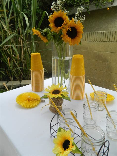 Sunflower Birthday Party Ideas | Photo 14 of 34 | Catch My Party