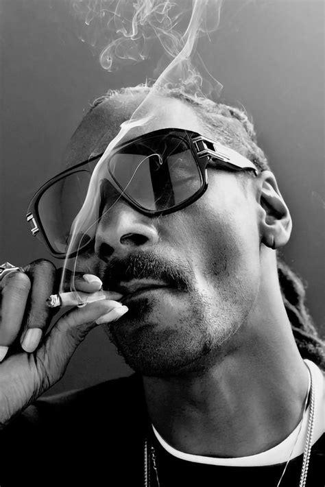 Vintage Snoop Dogg Poster Black and White Smoking Cigar - Etsy UK | Dogg, Snoop dogg, Snoop ...