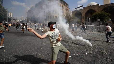 After Beirut Explosion, Protests Erupt as Lebanon's Anger Boils Over ...