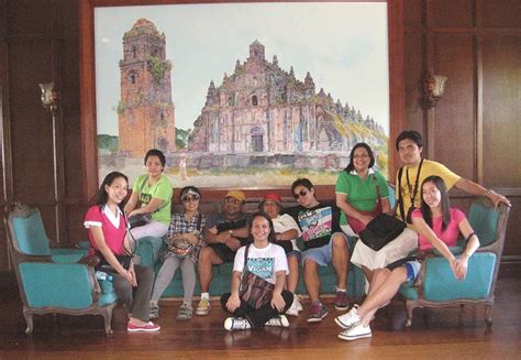 LEXICAL CROWN: MALACANANG PALACE OF THE NORTH