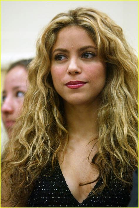 Shakira's Campaign for Education: Photo 1082741 | Shakira Pictures ...