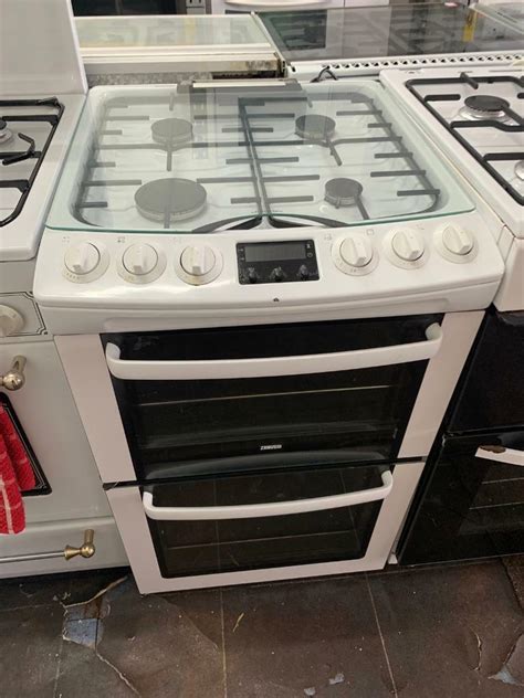 Zanussi white good looking 55cm gas cooker with oven grill | in Hodge Hill, West Midlands | Gumtree