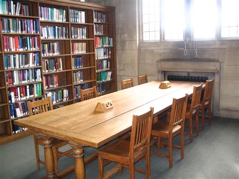 Bangor University Library | coedymaes | Flickr