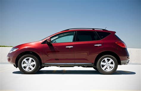 2010 Nissan Murano SL AWD - Editors' Notebook Review - Automobile Magazine