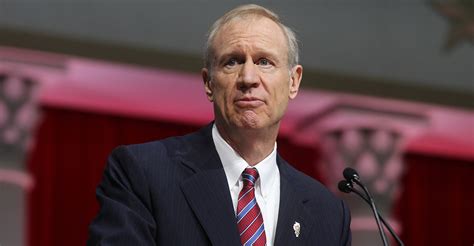 Illinois Governor Ends Forced Union Dues for State Employees