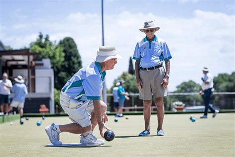 Social Outdoor Lawn Bowls Club Sydney - DOOLEYS Club