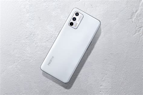 realme GT2 to make use of industry-first paper-like material