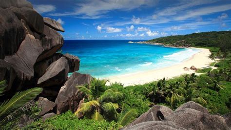 Grand Anse beach, La Digue Island, Seychelles | Windows 10 Spotlight ...