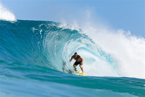 Gallery: World's Best Surfers Warm-Up for 2024 Championship Tour - Surfer