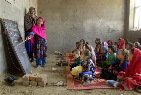 Britain, USAID Provide $105mn For Girls Education in Afghanistan | Wadsam