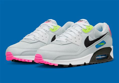 Nike Air Max 90 "Grey/Neon" DZ4398-001 | SneakerNews.com