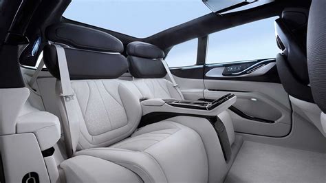 Faraday Future FF 91 interior has 11 screens